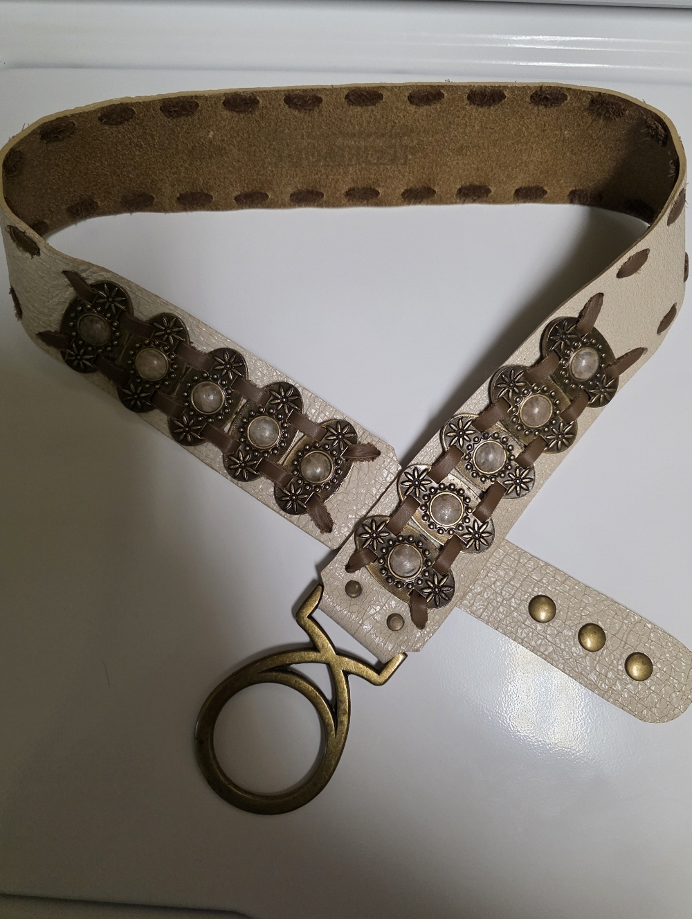 NWOT Leatherock Beige Leather Decorative  Belt with Ornate Metal Accents